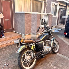   gsx250t 
トラザリの画像