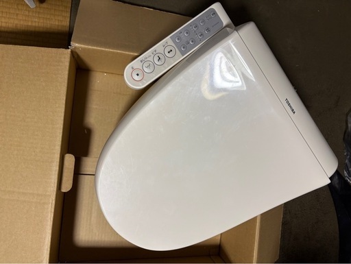 【美品】TOSHIBA 温水洗浄便座 SCS-TCK1010