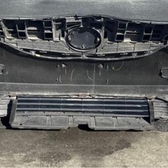 トヨタ　プリウス30系　前期　 フロントバンパー　純正品の画像