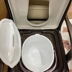 パナソニックのポータブルトイレの画像