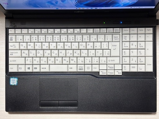 ⭐️美品 爆速?【最新Microsoft Office2024搭載✨】富士通LIFEBOOK A746 P/2017年/15.6インチ
