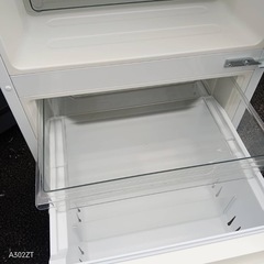 G243B2 ツインバード　大型冷蔵庫 199L ガラス　3ドアの画像