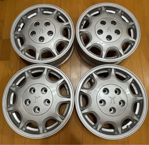 GX90 アルミ
ホイール