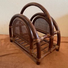 ラタン　マガジンラック　小物入れの画像