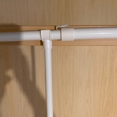 【押入れ収納】突っ張り棒＋支えポールセット 幅110〜190cmの画像