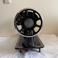 アンティークミシンの画像