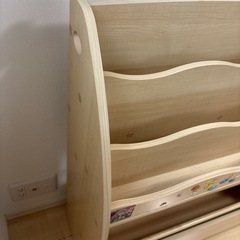 子供用本棚の画像