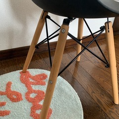 オシャレな椅子の画像