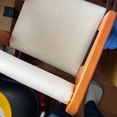 幼児用の椅子の画像