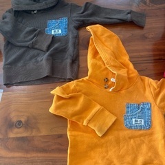 サイズ100長袖シャツ　トレーナー　ダウンベストの画像