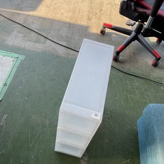 収納ストッカー　小さめ　三段　中古の画像