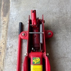 ガレージジャッキの画像