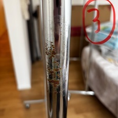 ニトリ頑丈ハンガーラック４本ありますの画像