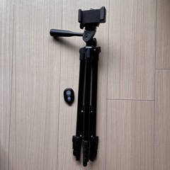 スマホ三脚の画像