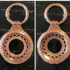 Apple AirTag対応ケース2点まとめて　ローズゴールド/シルバー　金属の画像