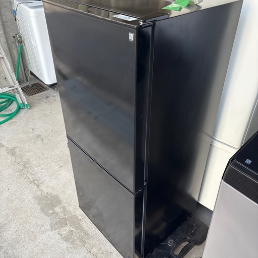 美品　 NITORI ニトリ NTR-106BK 2ドア冷蔵庫 106L 黒