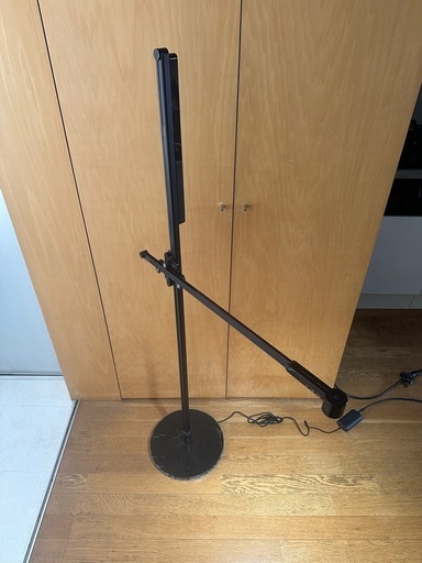 Dyson Solarcycle ダイソン　フロアライト