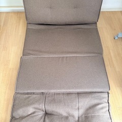 折りたたみソファーの画像