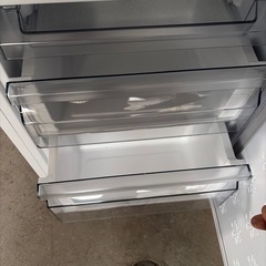 美品2024ハイアール冷蔵庫150Lの画像
