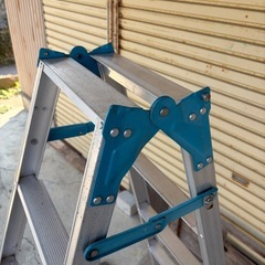 中古　脚立　売りますの画像