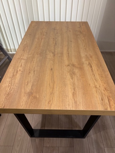 木目調ダイニングテーブル　140cm