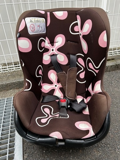 中古品　チャイルドシート