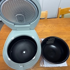 使用数回　美品　アイリスオーヤマ IH炊飯器 5.5合 RC-IL50-Gの画像