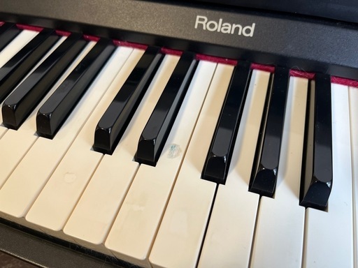 ローランド中古電子ピアノ　88鍵盤　椅子付き