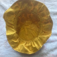 キリンさん柄　ベビー　帽子　調整可能の画像