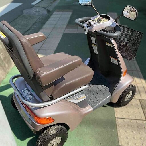 スズキ製セニアカー ET4D-6　試乗可　近隣は無料でお届けいたします。