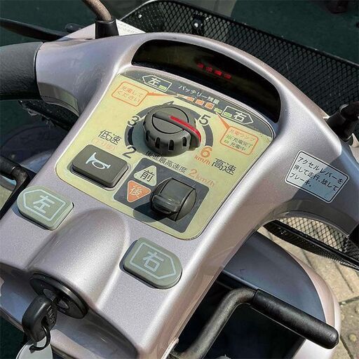 スズキ製セニアカー ET4D-6　試乗可　近隣は無料でお届けいたします。
