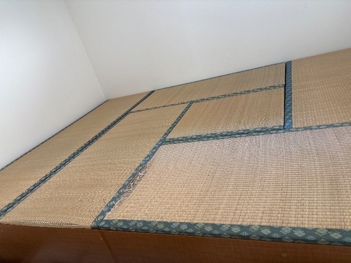 畳　収納ベッド