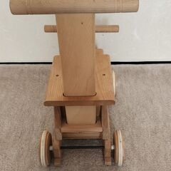 子供用手押し車の画像