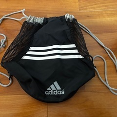 【adidas】🎒ナップサックの画像
