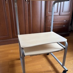 パソコンデスク　ロータイプの画像