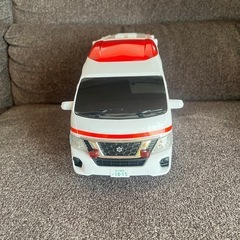 救急車 おもちゃ 大型 音 光あり リアル仕様 男の子 人の画像