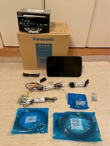[9インチ/ブルーレイ可]　Panasonic ストラーダ CN-F1XVD カーナビ 美品