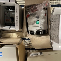 
電材 漏電遮断機、マグネットスイッチなどの画像