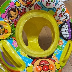 アンパンマン浮き輪の画像