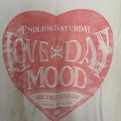 SATUR LOVE DAY MOOD Tシャツ WM ピンクの画像