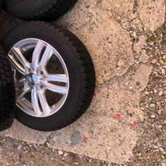 アルミスタッドレスタイヤセットの画像