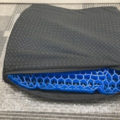 ハニカムゲル ランバーサポート 背中 腰 の画像