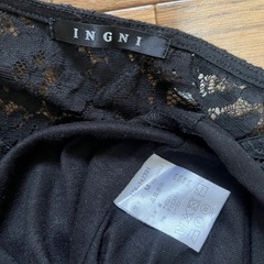 イング　レースが可愛いトップス　M　ブラックの画像