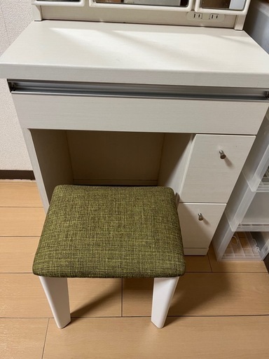 ドレッサー