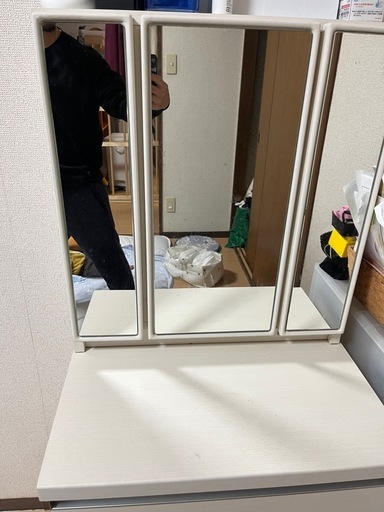 ドレッサー