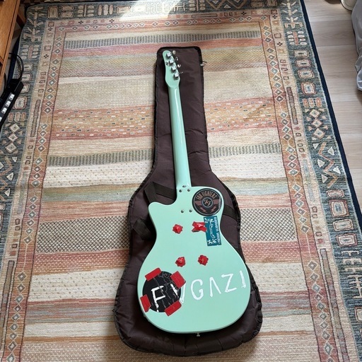 DANELECTRO ベース　　ミントグリーン