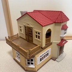 【取引中】シルバニア★赤い屋根のお家&ピンクの車の画像