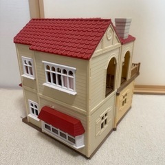 【取引中】シルバニア★赤い屋根のお家&ピンクの車の画像