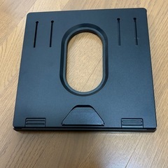ノートパソコンスタンドの画像