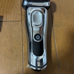BRAUN Series9 ブラウン シリーズ9 シェーバー　洗浄機付きの画像